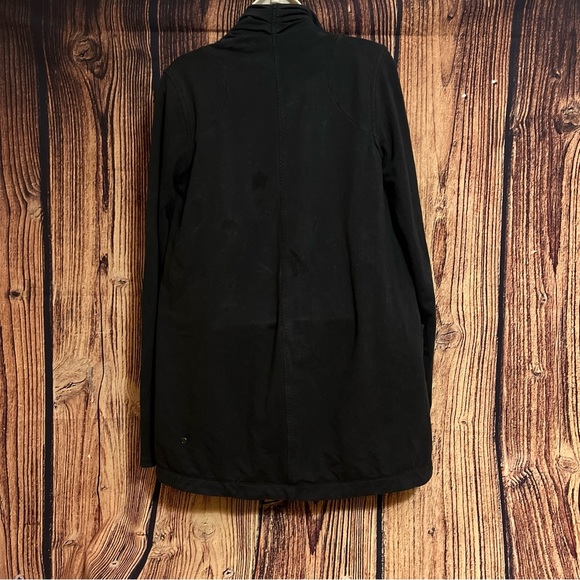 Lululemon Black and Gray Snap Button Wrap Jacket Women's size 6 - Picture 7 of 9